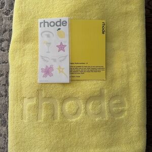 Rhode Exclusive Summer Club Gift - Lemontini Towel 🍋
